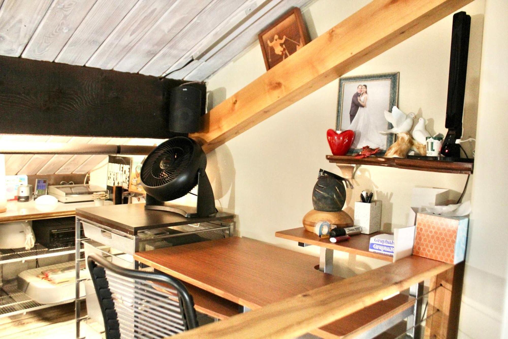 Modern Cabin-style Loft In On Shuttle Route *