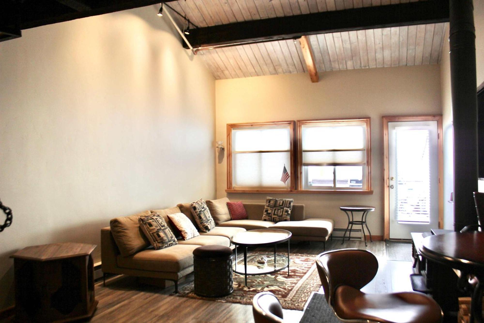 Apartment Modern Cabin-style Loft In On Shuttle Route Vail